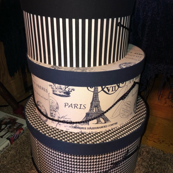 stackable hat boxes